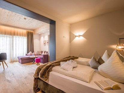 Wellnessurlaub - Parkplatz: kostenlos beim Hotel - Komfortdoppelzimmer Sonnblick - Alpin Family Resort Seetal****s