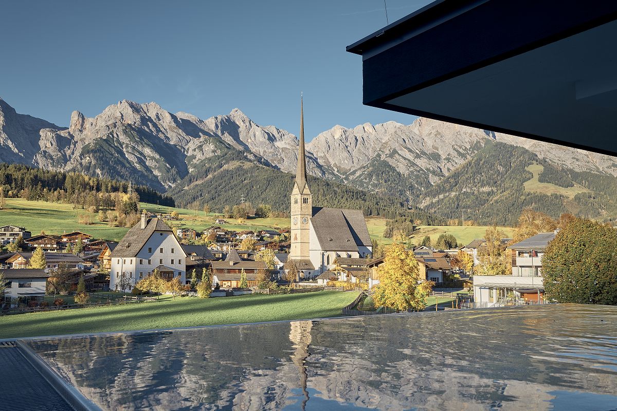 Hotel des Monats Oktober: die HOCHKÖNIGIN - Mountain Resort in Maria Alm - wellness-hotel.info