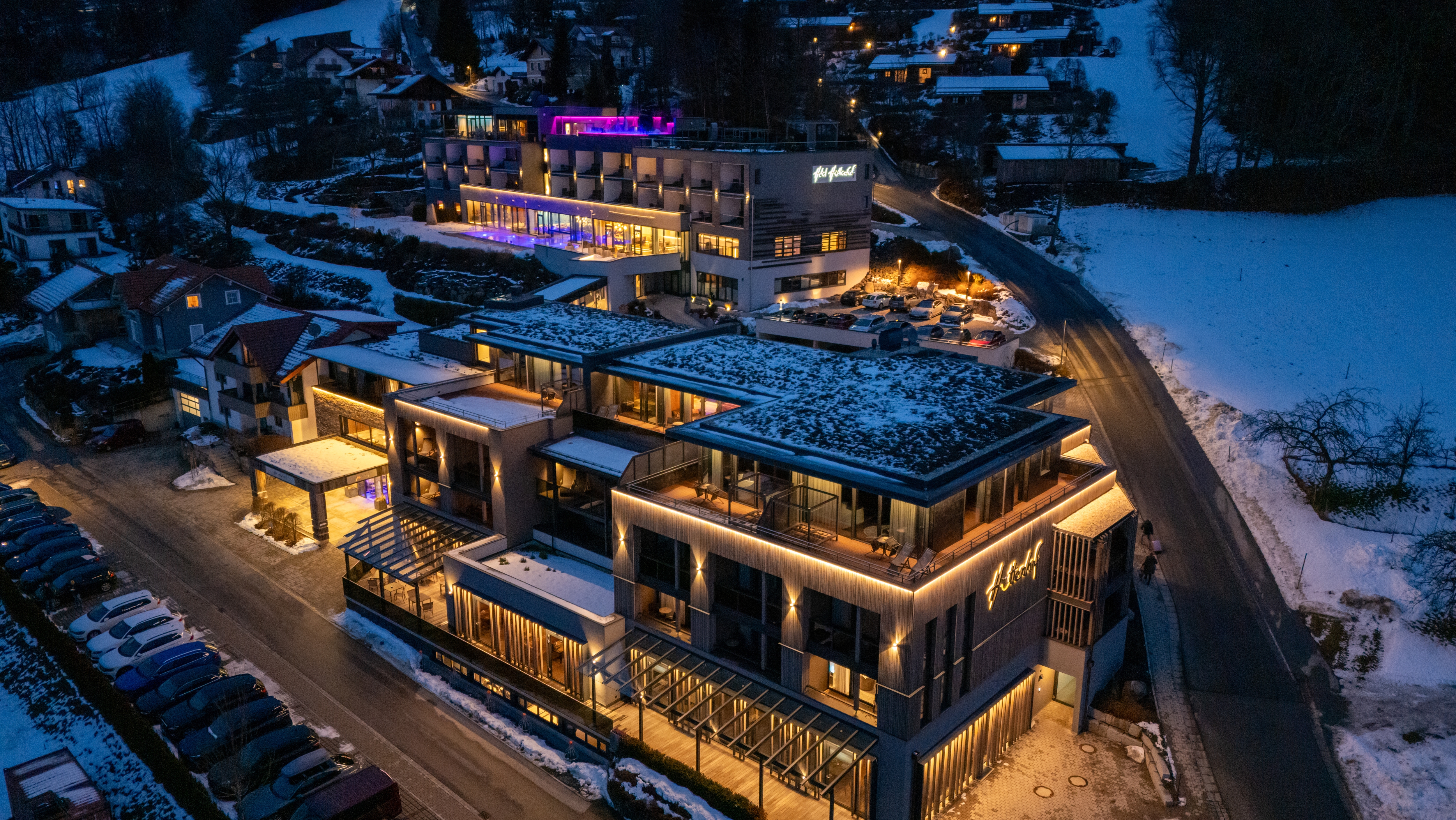 Hotel des Monats Februar: Hüttenhof - Wellnesshotel & Luxus-Bergchalets.****S - wellness-hotel.info