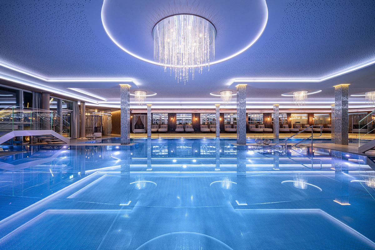 Hotel des Monats Oktober: 5* Wellness- & Sporthotel Jagdhof in Röhrnbach - wellness-hotel.info