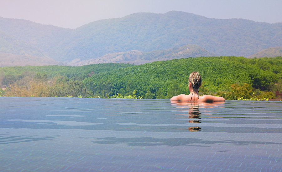 Grenzenlose Freiheit im Wellnessurlaub: Die 5 schönsten Infinity Pools - wellness-hotel.info
