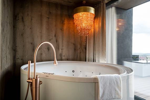 Zimmer mit Whirlpool im Hotel Hüttenhof in Grainet