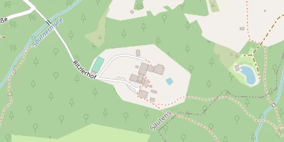 Wellnesshotel auf Satellitenbild