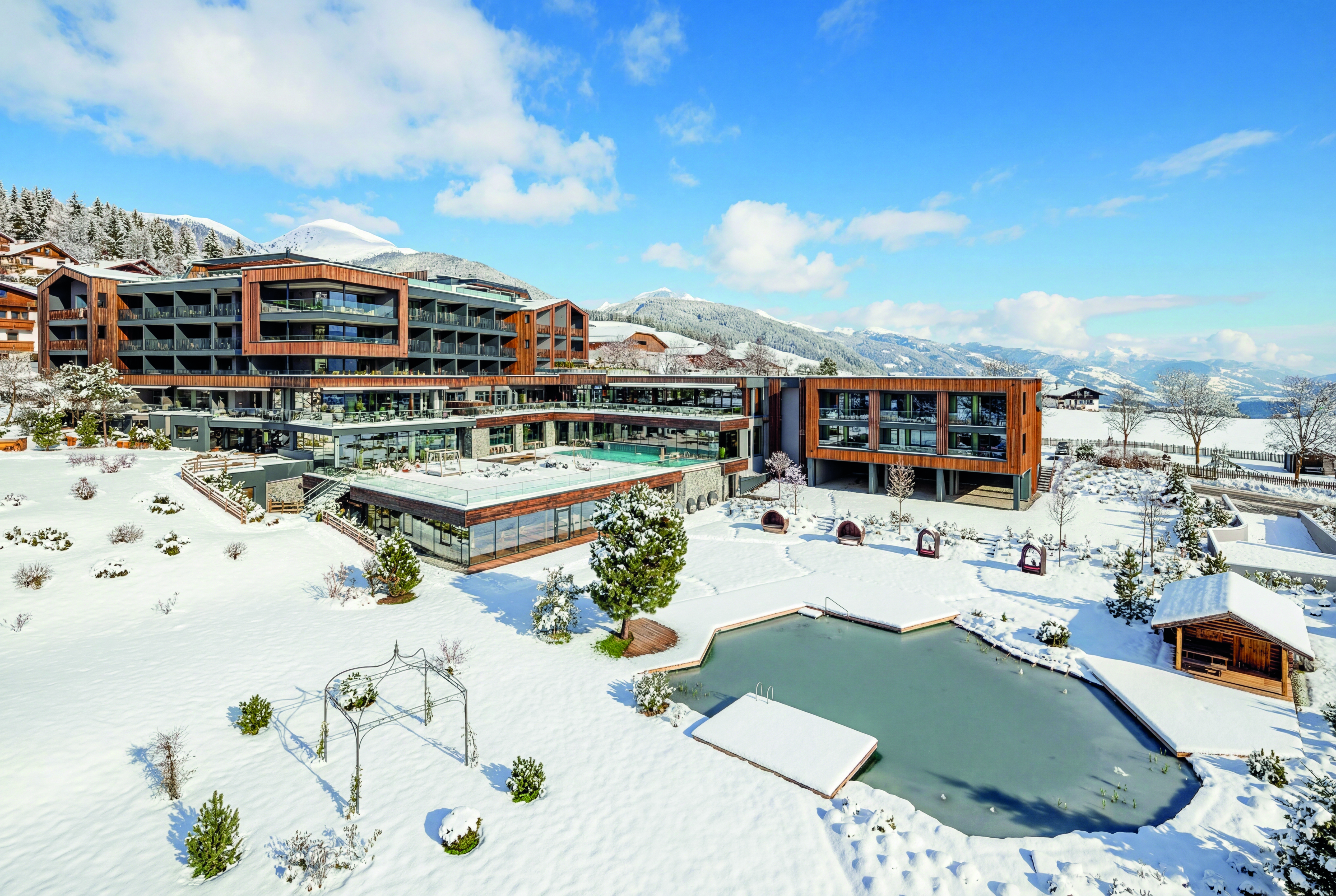 STAMMGAST TRIFFT NEUEN GAST - SONNENBERG | Panorama Dolomites Wellbeing