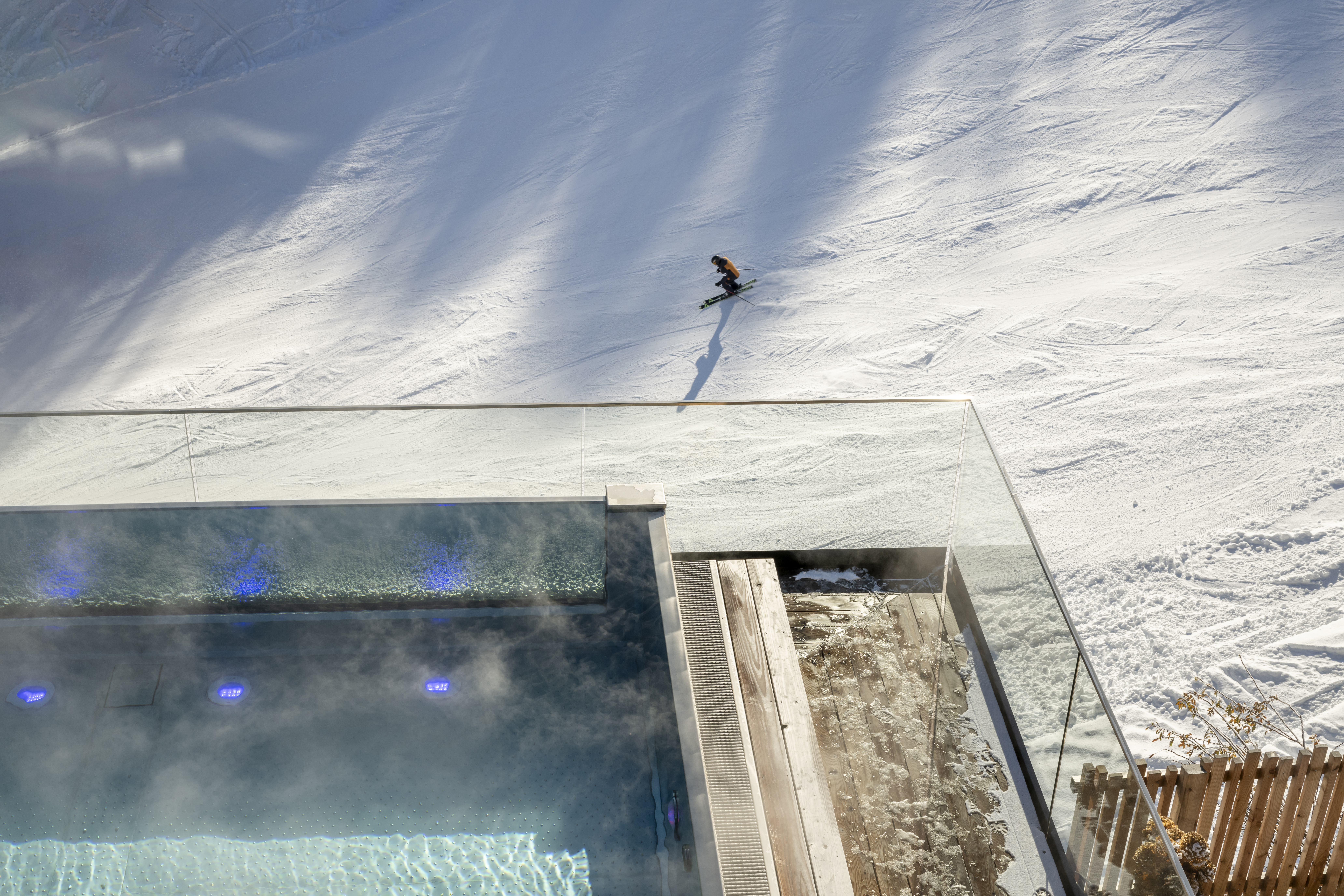 SKI & SPA ESCAPE - DAS.GOLDBERG