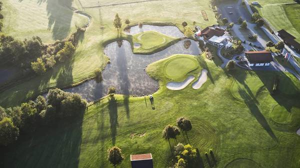 Feeling.Green - Golfen & Relaxen - Hotel Gassner****Superior