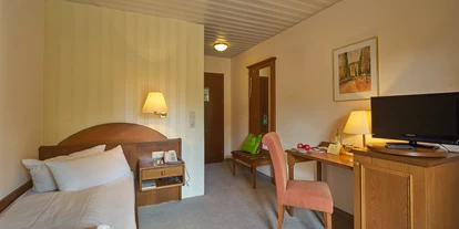Wellnessurlaub - Hotelbar - Fürsteneck - Standard Einzelzimmer - Wellnesshotel Zum Koch
