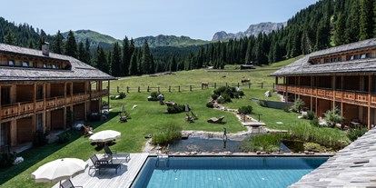 Wellnessurlaub - Preisniveau: exklusiv - Vals/Mühlbach - Tirler Dolomites Living Hotel 