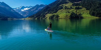 Wellnessurlaub - Pools: Infinity Pool - Leogang Hütten - Stand-Up-Paddle - MY ALPENWELT Resort****SUPERIOR