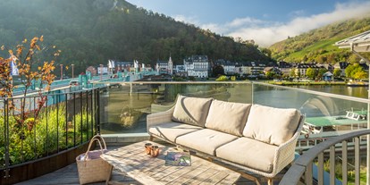 Wellnessurlaub - Umgebungsschwerpunkt: Fluss - Saunaterrasse - Moselschlösschen Spa & Resort