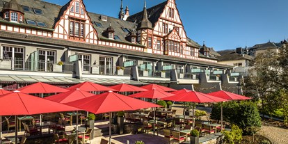 Wellnessurlaub - Umgebungsschwerpunkt: Berg - Deutschland - Restaurant Terrasse - Moselschlösschen Spa & Resort