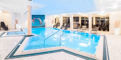 Wellnessurlaub - Pools: Außenpool beheizt - Feld am See - Alpen Adria Hotel & Spa