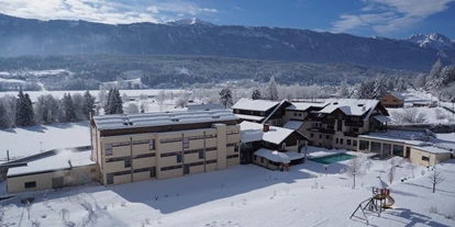Wellnessurlaub - Kräutermassage - Oberjeserz - Alpen Adria Hotel & Spa