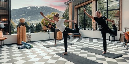Wellnessurlaub - Hotel-Schwerpunkt: Wellness & Skifahren - Kaprun Fürth - Yoga-Special im Sendlhofer's - Sendlhofer's