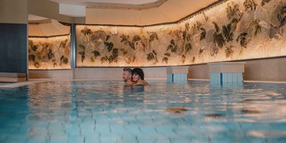 Wellnessurlaub - Nuad Thai Yoga Körperarbeit - Österreich - Garten-Hotel Ochensberger