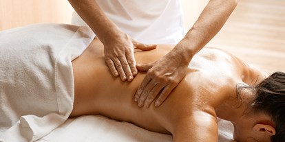 Wellnessurlaub - Rücken-Nacken-Massage - Gaschurn - Gesundhotel Bad Reuthe****s