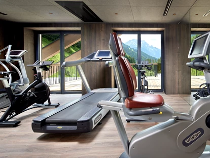Wellnessurlaub - Rücken-Nacken-Massage - Steinhaus im Ahrntal - ZillergrundRock Luxury Mountain Resort