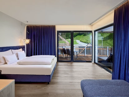 Wellnessurlaub - Bettgrößen: Queen Size Bett - Steinhaus im Ahrntal - ZillergrundRock Luxury Mountain Resort