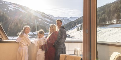 Wellnessurlaub - Hotel-Schwerpunkt: Wellness & Familie - Kitzbühel - Zimmer & Suiten mit Ausblick - Galtenberg Resort 4*S