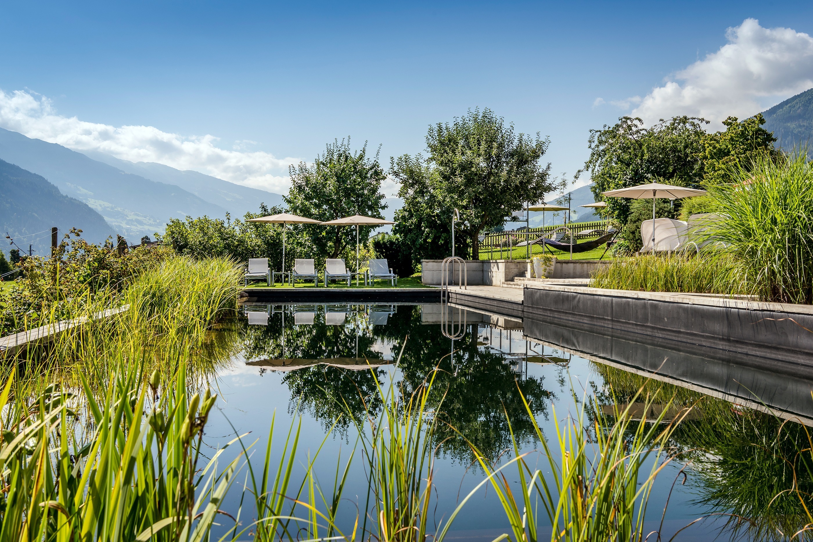 Wellnesshotel - Green Pool  - Gartenhotel Crystal