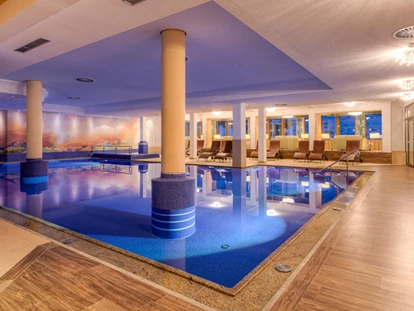 Wellnessurlaub - Pools: Außenpool beheizt - Mühlen in Taufers - Hotel Alpenhof 