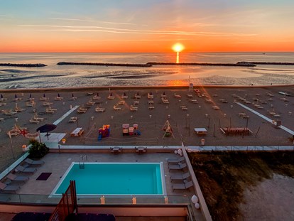 Wellnessurlaub - Umgebungsschwerpunkt: Stadt - You & Me Beach Hotel