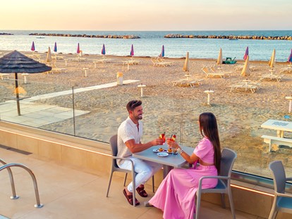 Wellnessurlaub - Verpflegung: Frühstück - Italien - You & Me Beach Hotel