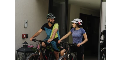Wellnessurlaub - Bettgrößen: King Size Bett - Gargazon bei Meran - Radfahren auf den zahlreichen Rad- und Bike Strecken - Hotel das stachelburg