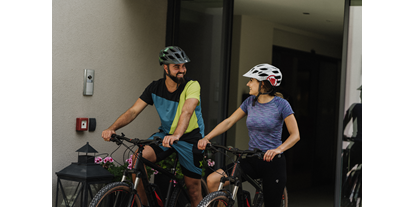 Wellnessurlaub - Bettgrößen: King Size Bett - Algund - Meran - Radfahren auf den zahlreichen Rad- und Bike Strecken - Hotel das stachelburg