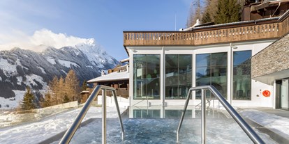 Wellnessurlaub - Pools: Infinity Pool - Kaprun Fürth - Hotel Goldried
