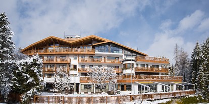 Wellnessurlaub - Parkplatz: kostenlos beim Hotel - Seefeld in Tirol - Natur & Spa Hotel Lärchenhof