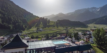 Wellnessurlaub - Pools: Sportbecken - Galtür - Hotel Mein Almhof