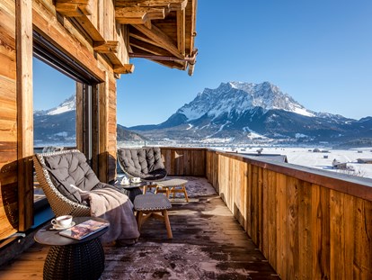 Wellnessurlaub - Skilift - Saunahaus im Winter
©️ Günter Standl - Hotel Post Lermoos