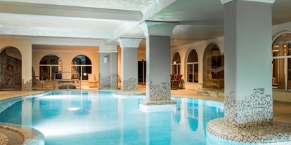 Wellnessurlaub - Wassergymnastik - Kössen - Indoor Pool - Hotel Seehof