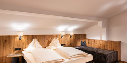 Wellnessurlaub - Lomi Lomi Nui - Leogang Hütten - Kaiserblick Suite Schlafzimmer 2 - Hotel Seehof