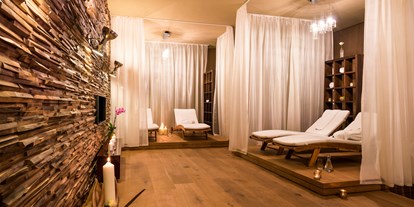 Wellnessurlaub - Rücken-Nacken-Massage - Schweiz - Ruheraum - Peaks Place Apartment-Hotel & Spa