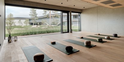 Wellnessurlaub - Finnische Sauna - Haidmühle - Yoga- & Aktivraum Loxone Campus - Loxone Campus