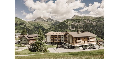 Wellnessurlaub - Kräutermassage - Gaschurn - Hotel Goldener Berg