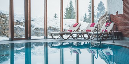 Wellnessurlaub - Pools: Innenpool - Bürserberg - Alpin Spa - Hotel Goldener Berg - Your Mountain Selfcare Resort
