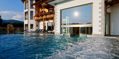 Wellnessurlaub - Hotel-Schwerpunkt: Wellness & Beauty - Pösing - Pool - Wellness & Naturhotel Tonihof****