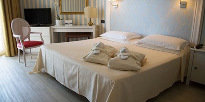 Wellnessurlaub - Fußreflexzonenmassage - Montegrotto Terme - Unser Doppelzimmer Classic - HOTEL BELLAVISTA TERME Resort & Spa