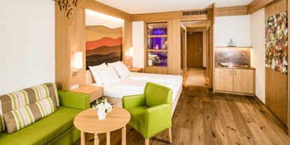 Wellnessurlaub - Bettgrößen: King Size Bett - Meran - Hotel Hasslhof - Wohnen im Weinberg am Kalterer See