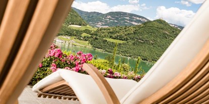 Wellnessurlaub - Hotel-Schwerpunkt: Wellness & Familie - Lana (Trentino-Südtirol) - Hotel Hasslhof - Wohnen im Weinberg am Kalterer See
