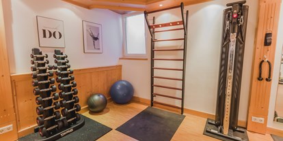 Wellnessurlaub - Kräutermassage - Seefeld in Tirol - Fitnessraum - Appart- und Wellnesshotel Charlotte Seefeld