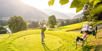 Wellnessurlaub - Hunde: erlaubt - Golfen in der Golfarena Bad Kleinkirchheim - Hotel GUT Trattlerhof & Chalets****