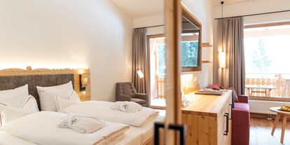 Wellnessurlaub - Rücken-Nacken-Massage - Seeboden - Premium Gutshof Zimmer - Hotel GUT Trattlerhof & Chalets****