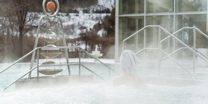 Wellnessurlaub - Rücken-Nacken-Massage - Liesch - DAS RONACHER Therme & Spa Resort *****
