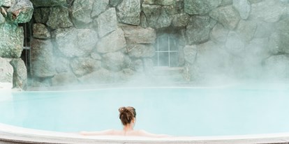 Wellnessurlaub - Rücken-Nacken-Massage - Neuprießenegg - DAS RONACHER Therme & Spa Resort *****