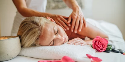 Wellnessurlaub - Shiatsu Massage - Görtschach (Millstatt am See) - Anwendungen im MEIN SEIN Wellnesszentrum - Feuerberg Mountain Resort
