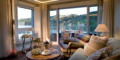 Wellnessurlaub - Außensauna - Kraschach - KOLLERs Hotel - Luxus-Bootshaus-Suite "Riva" mit offenem Kamin & privatem Dampfbad - KOLLERs Hotel